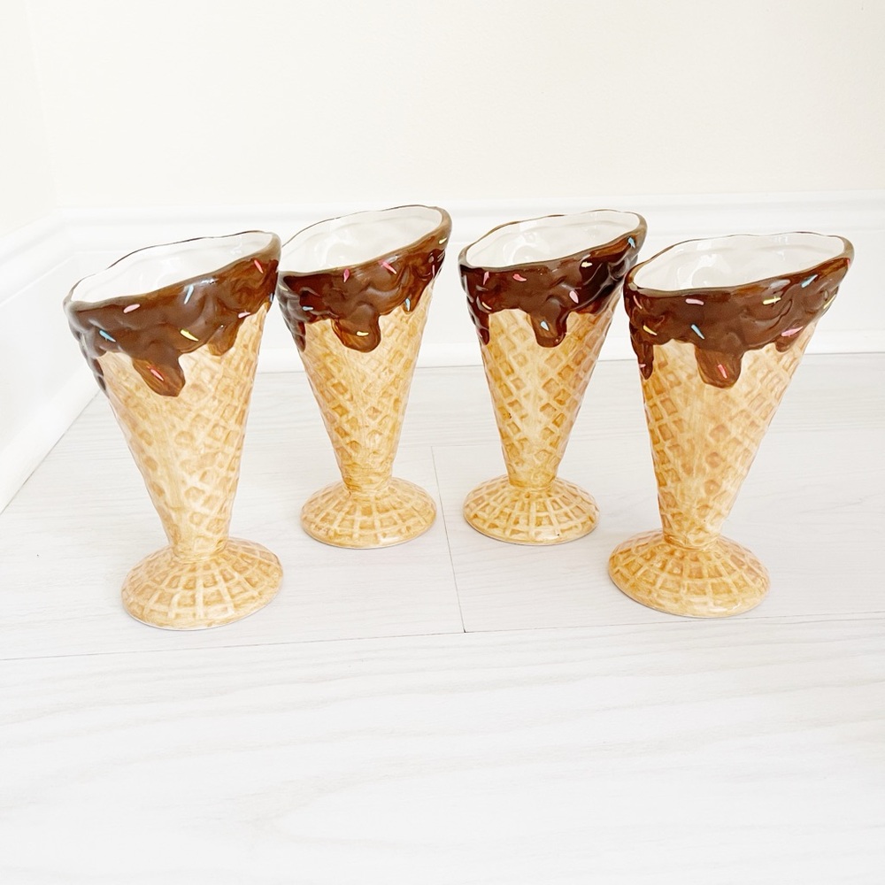 Ice Cream Cone Shaped Glasses Set